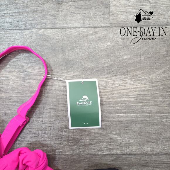 Eomenie Cross Front Cut Out One Piece Swimsuit Size S - Picture 4 of 7